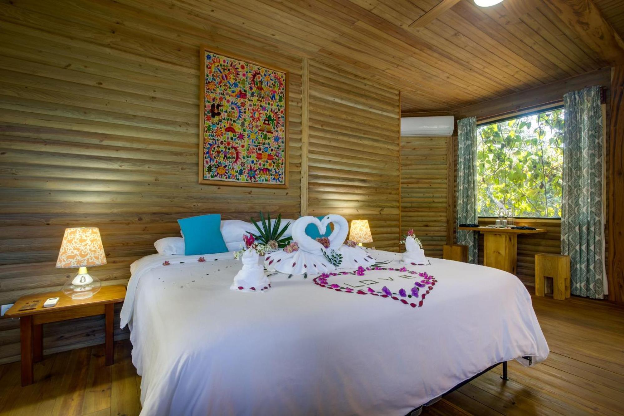 Sweet Songs Jungle Lodge San Ignacio Buitenkant foto